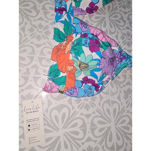 NWT Floral Bikini Top – Size Large - Picture 6 of 14